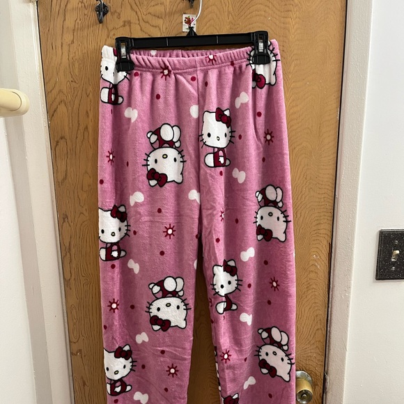Hello Kitty Fleece Pajama Pants - Picture 5 of 7